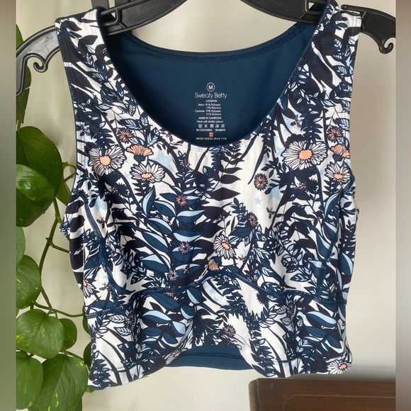 Sweaty Betty Crop - Picture 1 of 3